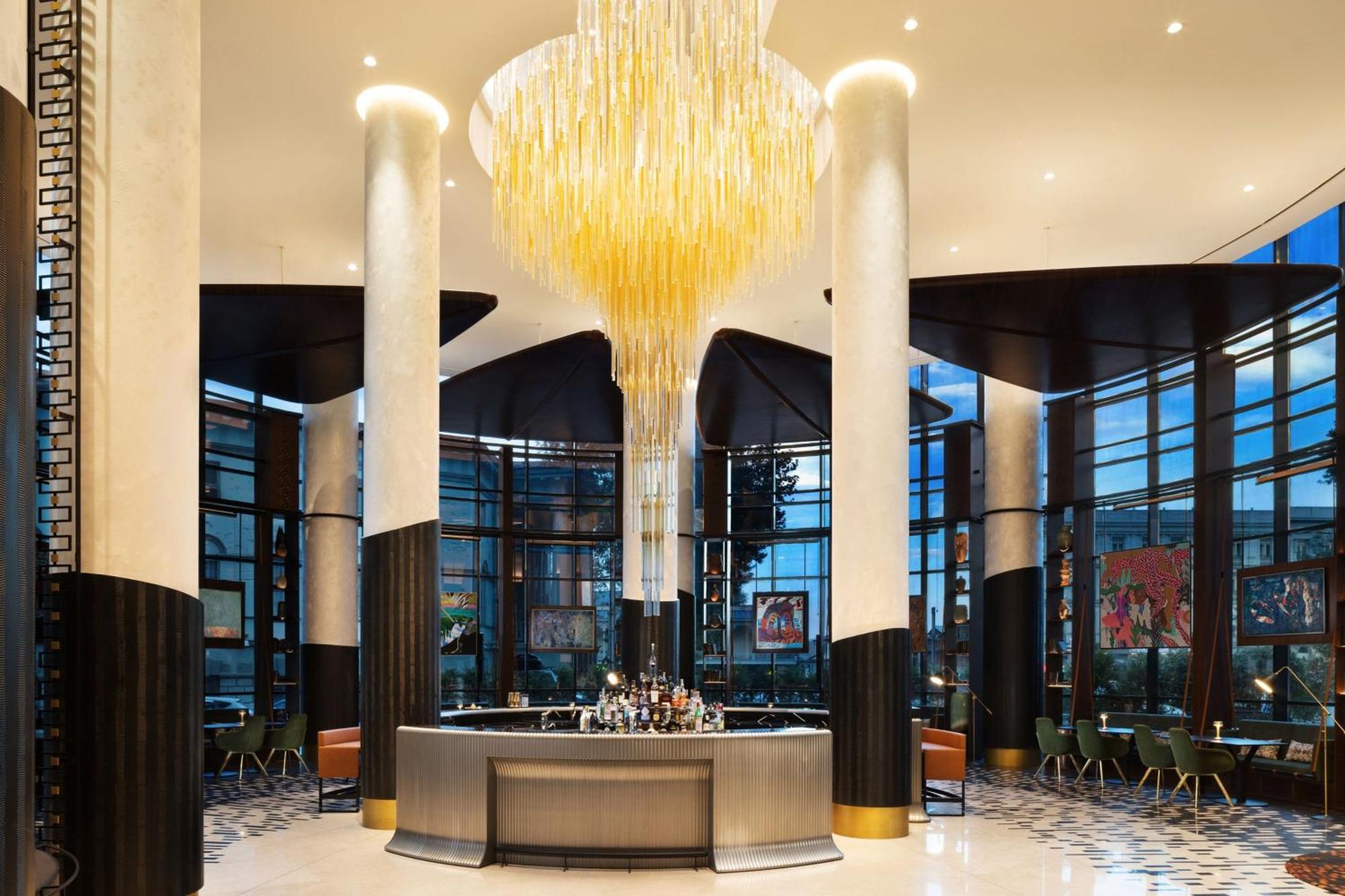 Paragraph Freedom Square, A Luxury Collection Hotel, Tbilisi Exterior photo