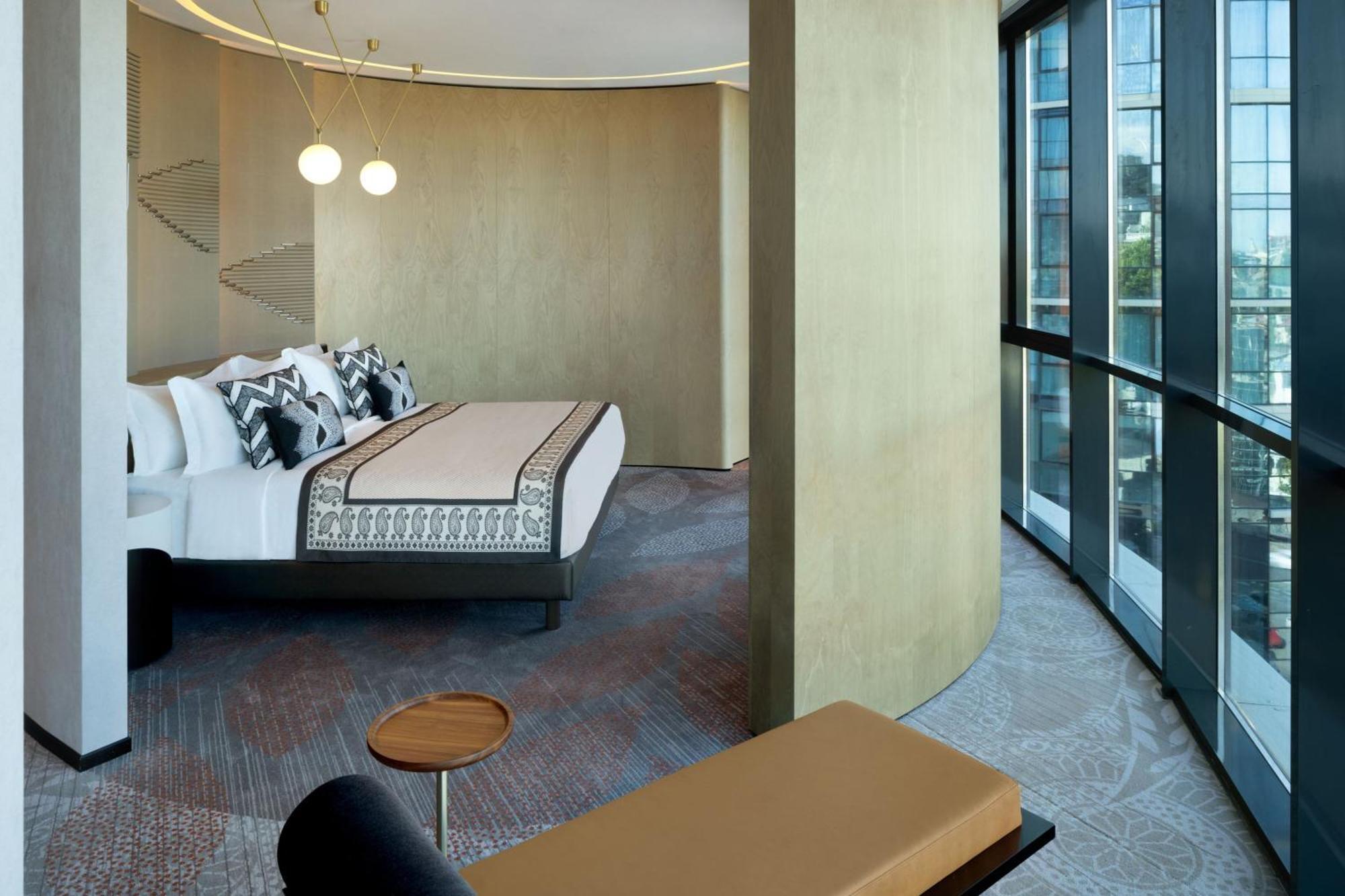 Paragraph Freedom Square, A Luxury Collection Hotel, Tbilisi Exterior photo