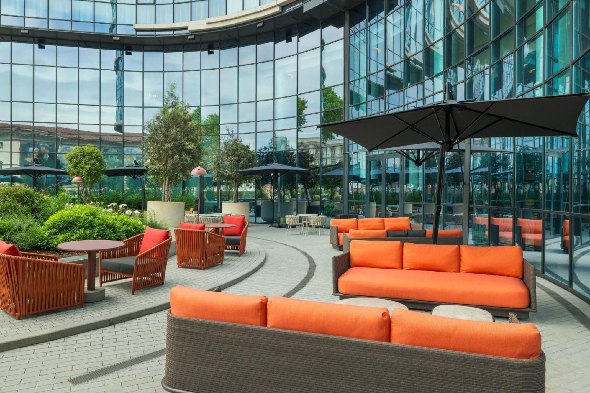 Paragraph Freedom Square, A Luxury Collection Hotel, Tbilisi Exterior photo